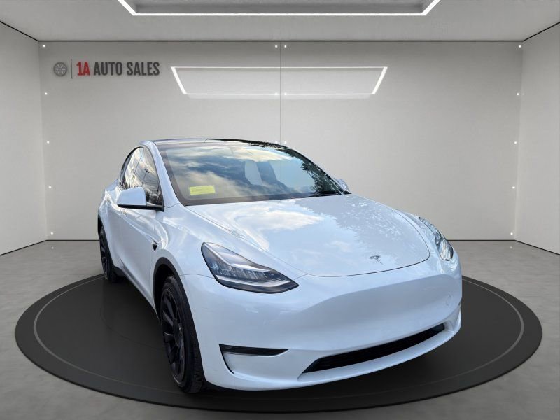 Used 2023 Tesla Model Y Long Range AWD/4WD image 7