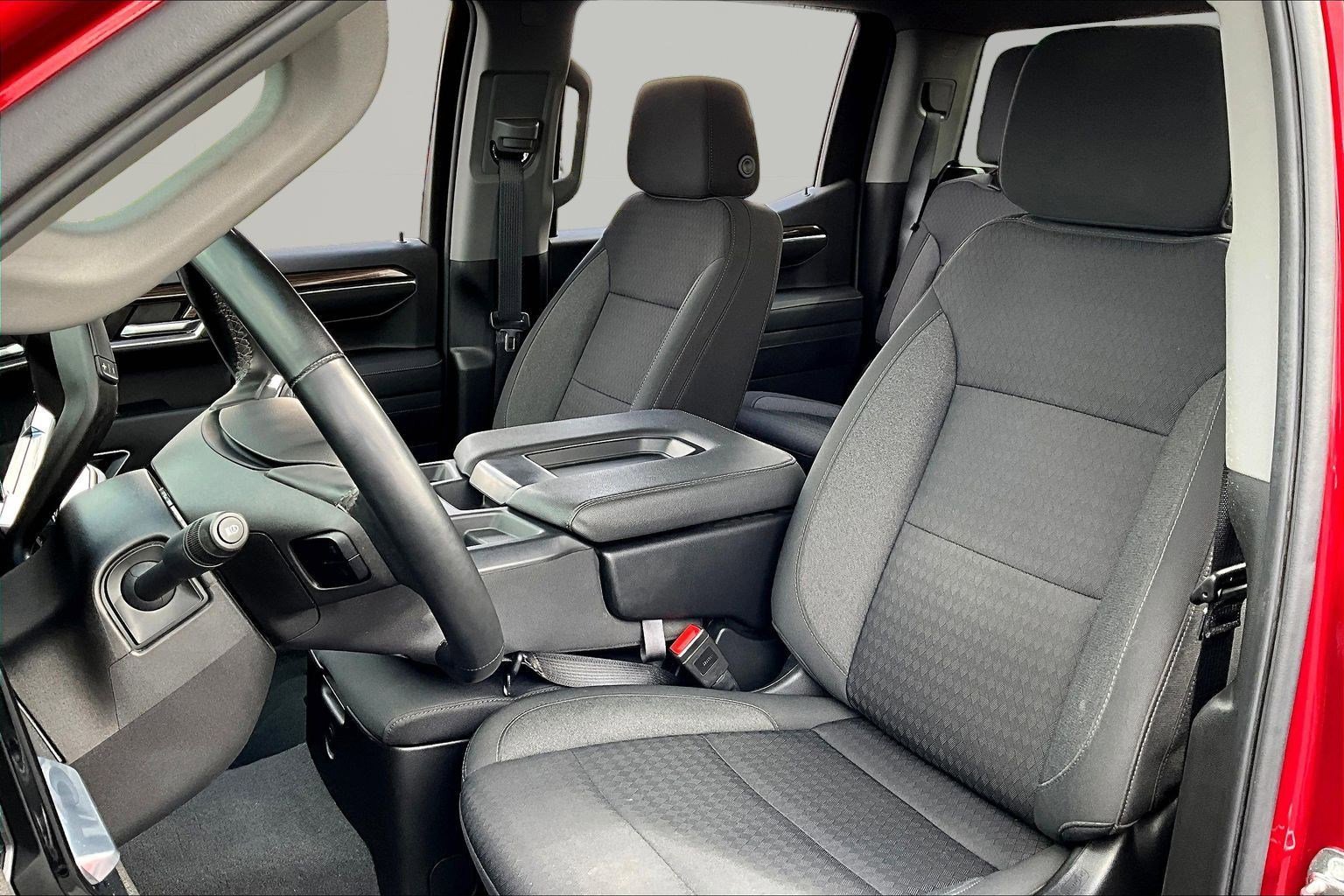 Used 2023 Chevrolet Silverado 1500 LT image 23