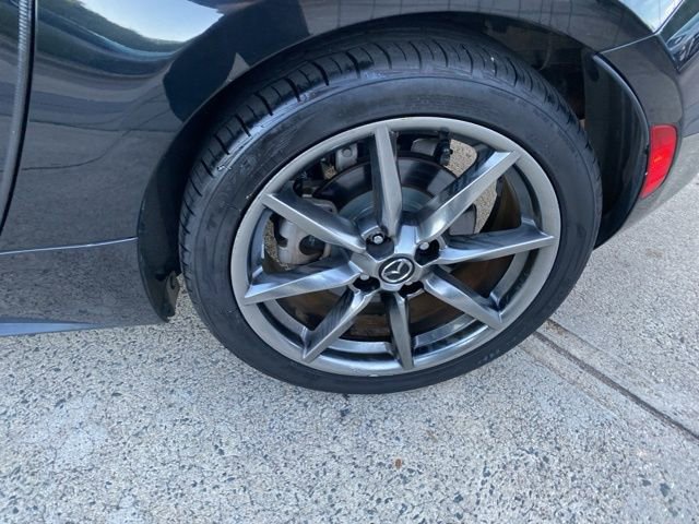 Used 2021 MAZDA MX-5 Miata RF Grand Touring image 17