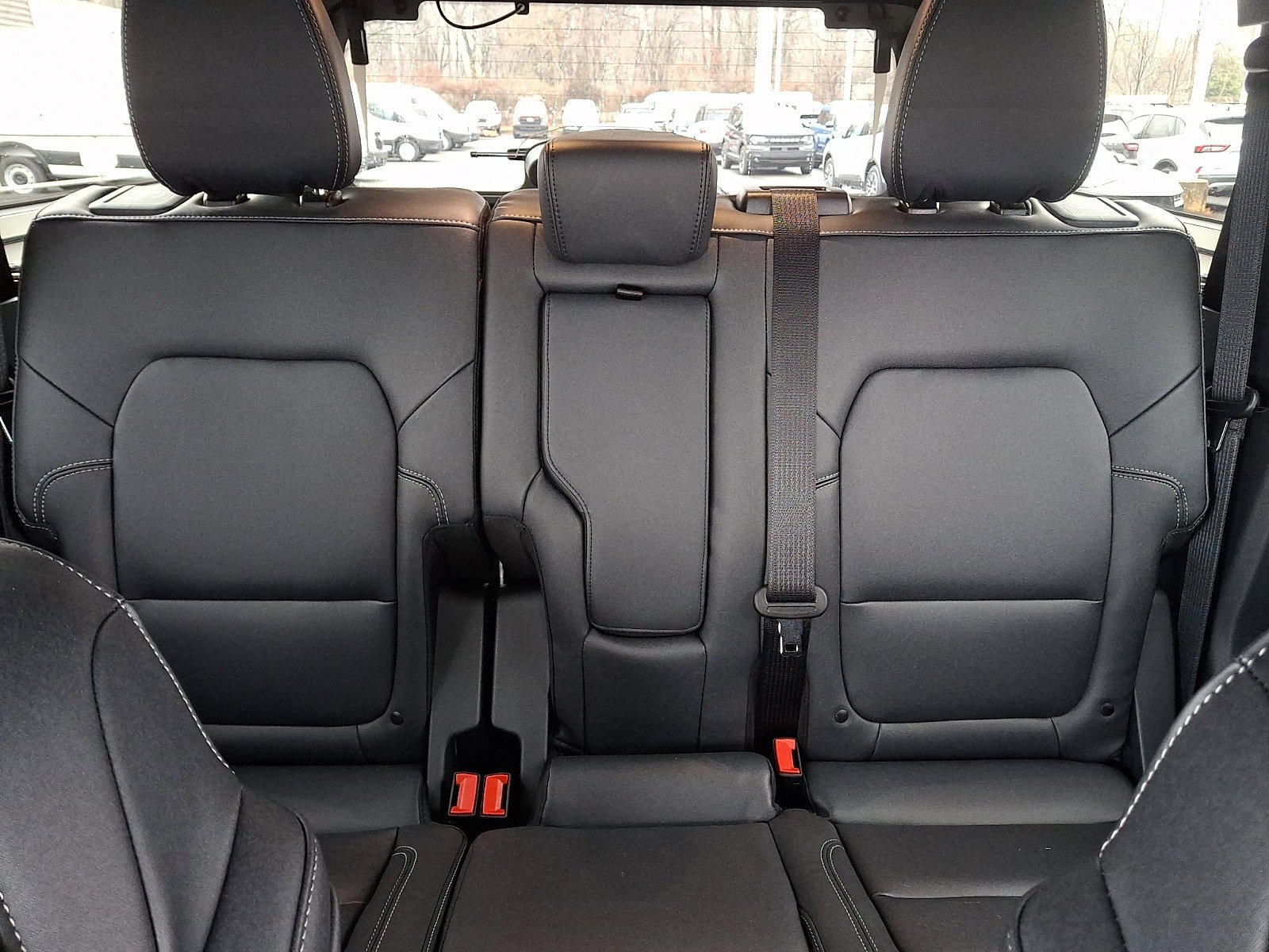 New 2025 Ford Bronco Big Bend w/ Black Diamond Package AWD/4WD image 11
