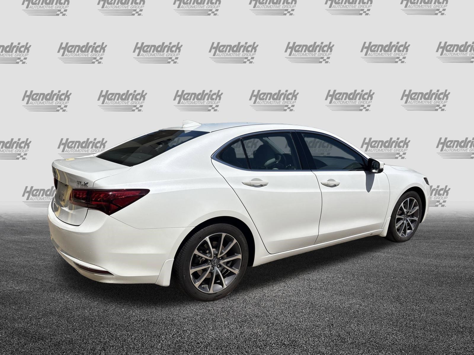 Used 2015 Acura TLX V6 w/ Technology Package FWD image 10