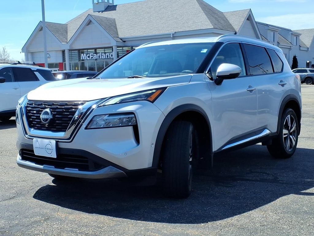 Certified 2023 Nissan Rogue SL w/ SL Premium Package AWD/4WD image 6