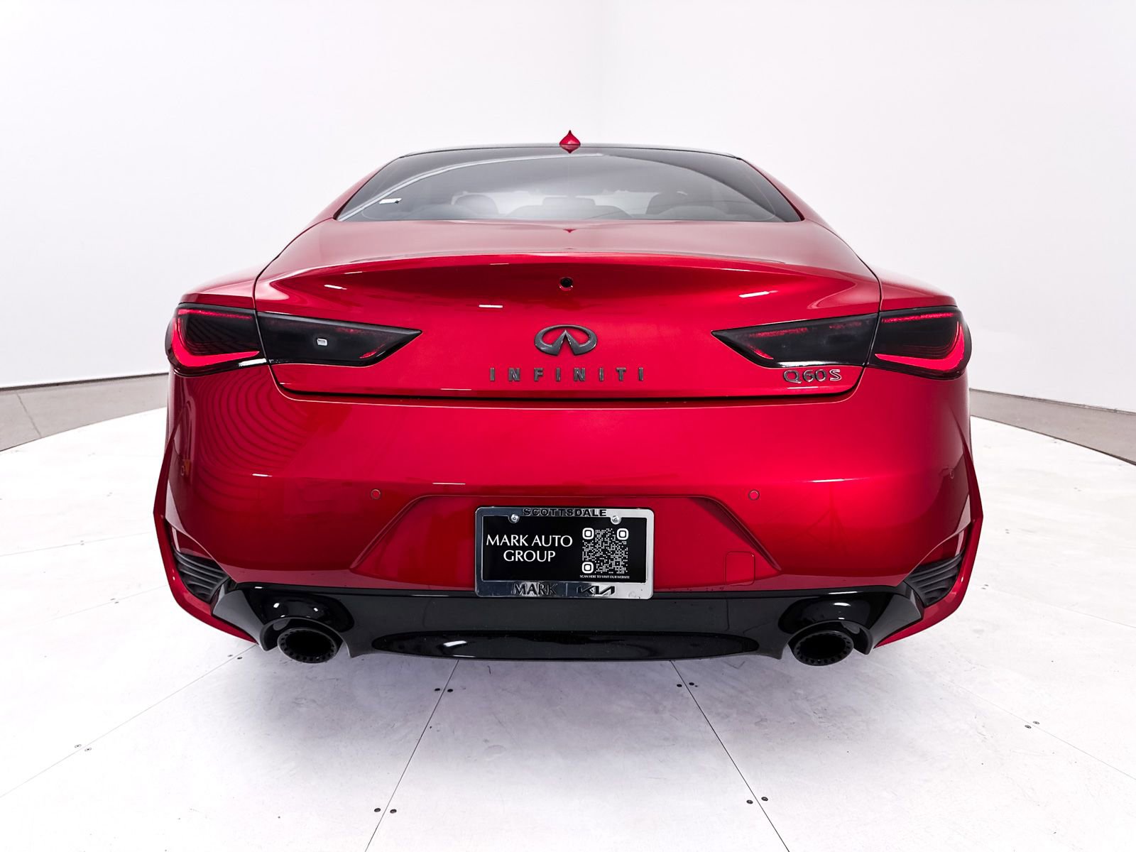 Used 2017 INFINITI Q60 Red Sport 400 RWD image 19