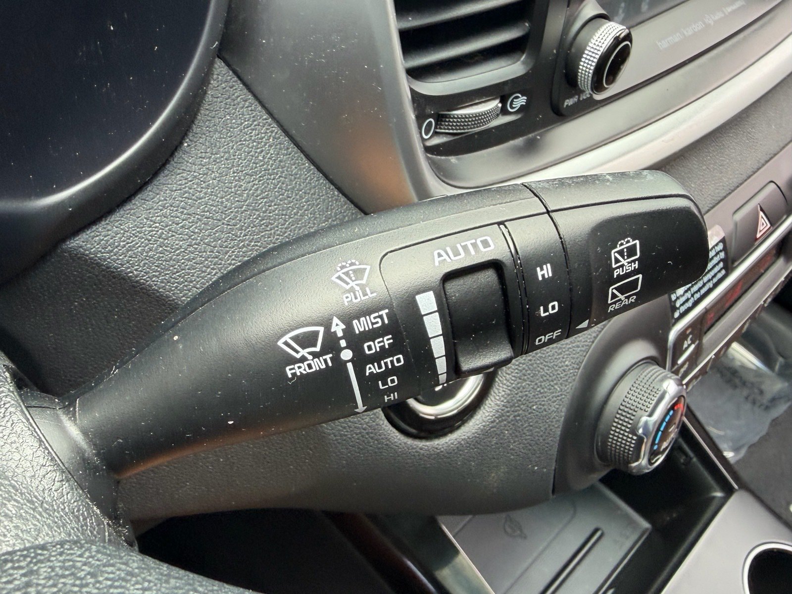Used 2019 Kia Sorento SX w/ SX Touring Package FWD image 32