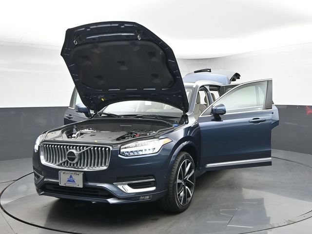 Used 2023 Volvo XC90 B6 Plus w/ Protection Package AWD/4WD image 54