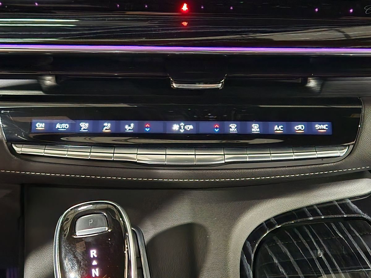 Used 2021 Cadillac Escalade ESV Sport image 43