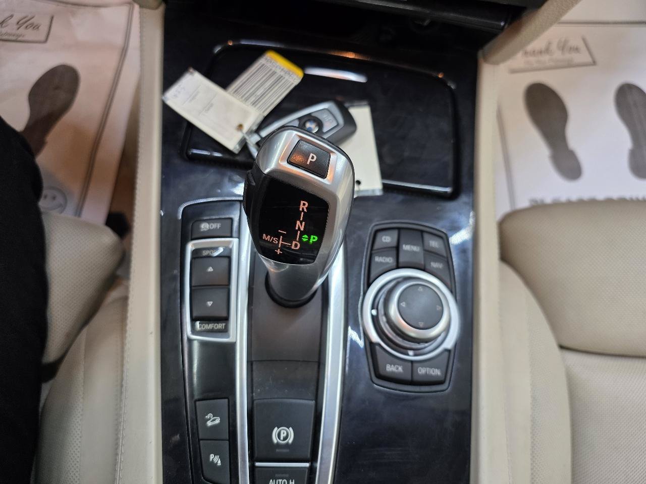 Used 2011 BMW 750Li xDrive AWD/4WD image 35