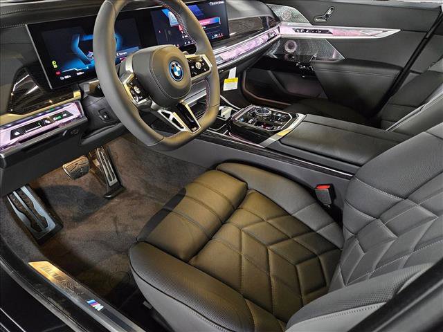New 2026 BMW i7 M70 image 9