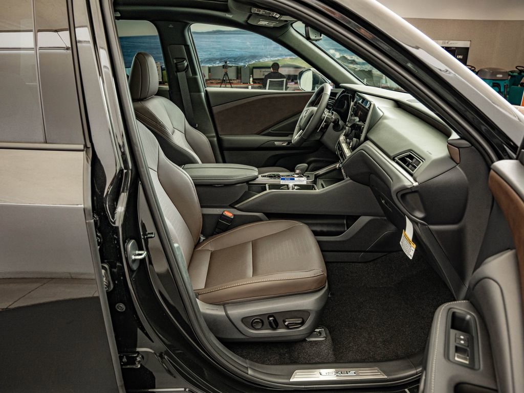 New 2026 Lexus TX 350 AWD image 35