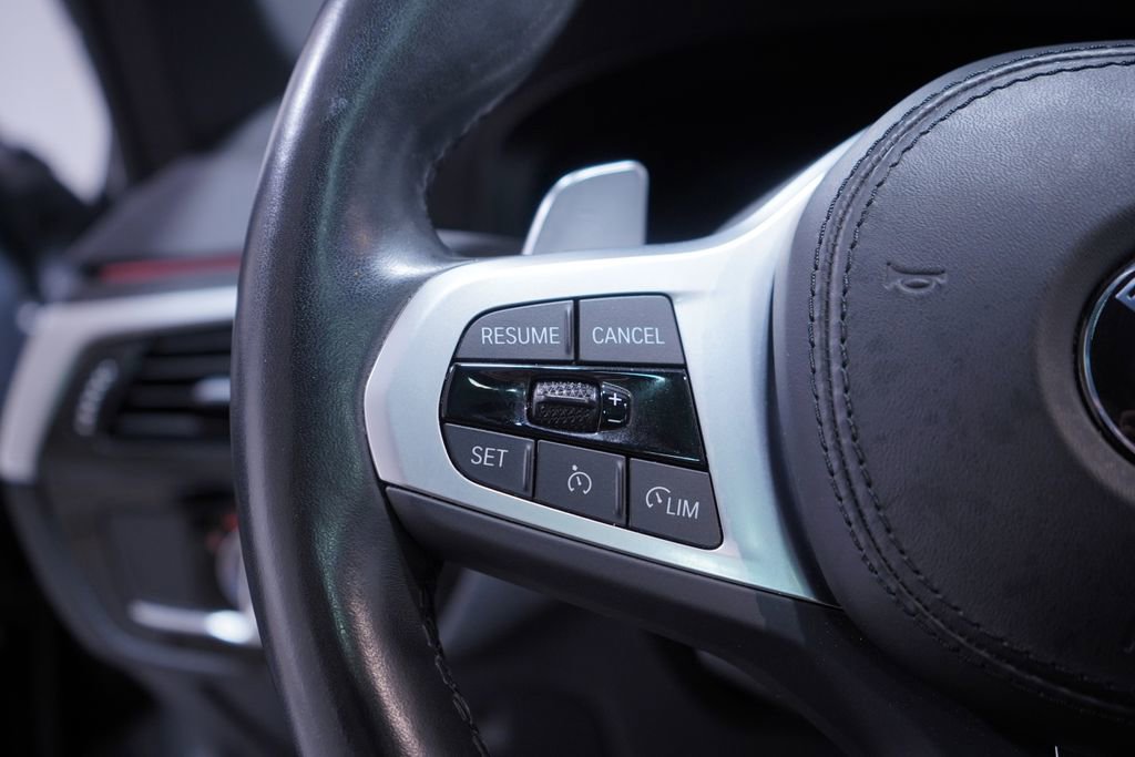 Used 2023 BMW M550i xDrive w/ Shadowloine Package image 20