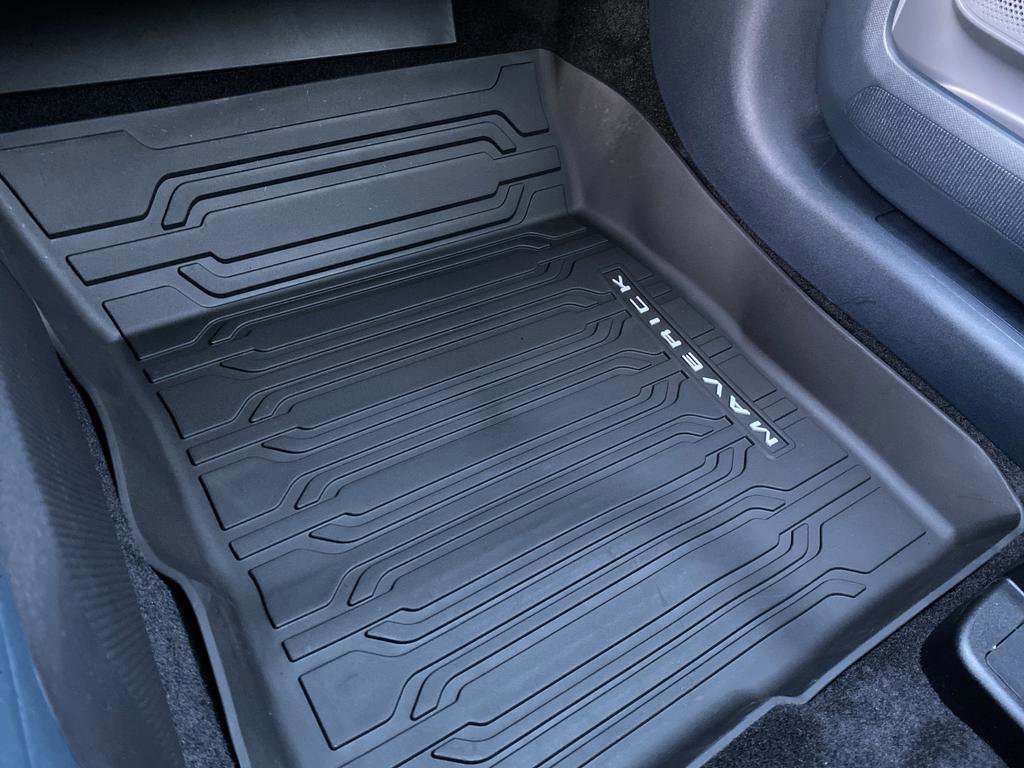 New 2026 Ford Maverick Lariat w/ Black Appearance Package image 7