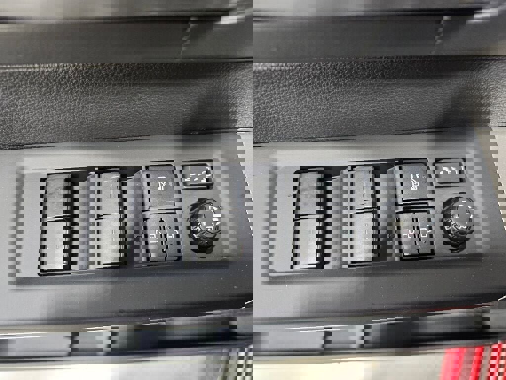 New 2026 Toyota Sequoia Platinum image 38