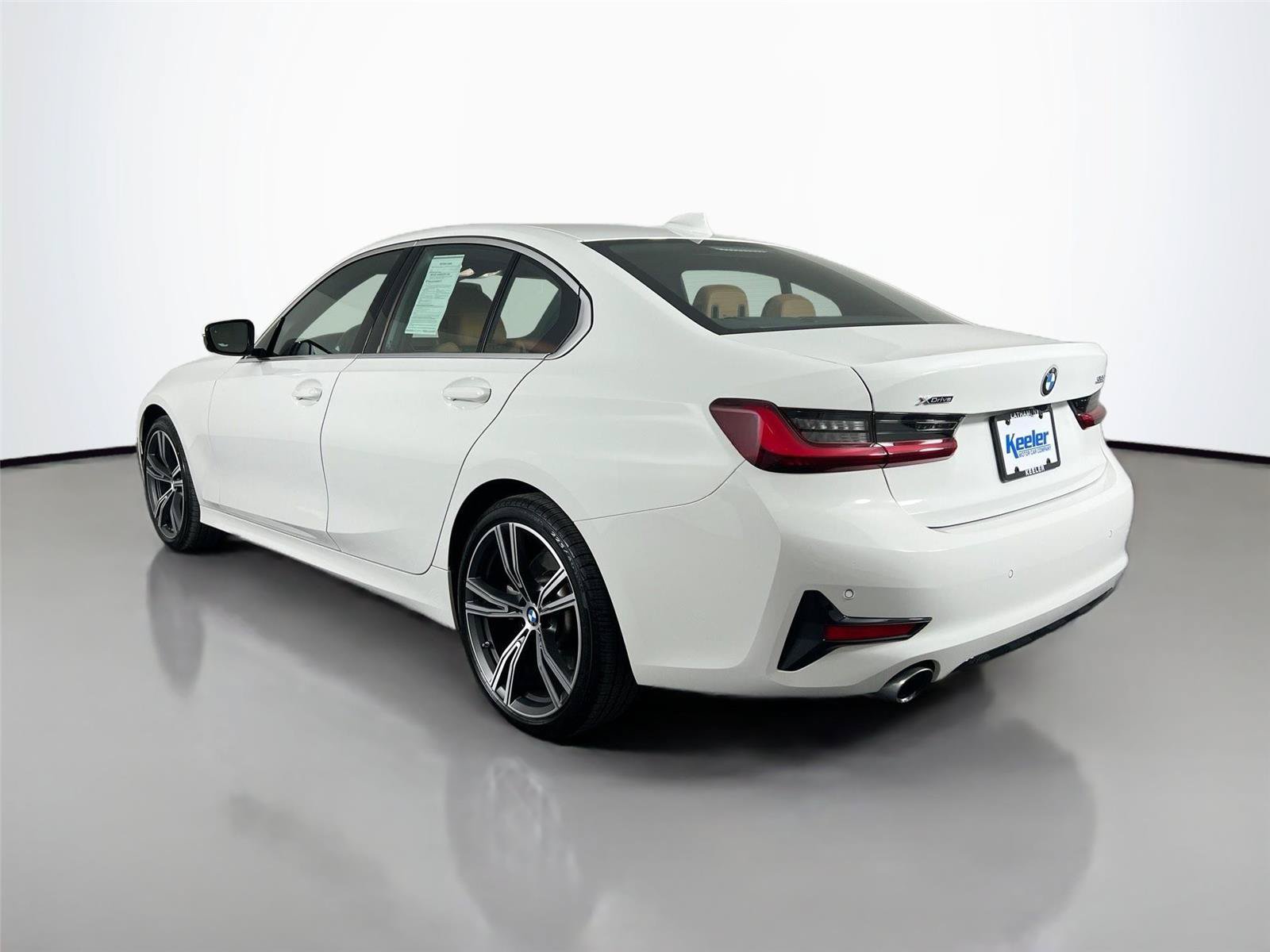 Used 2022 BMW 330i xDrive Sedan w/ Premium Package 2 AWD/4WD image 4