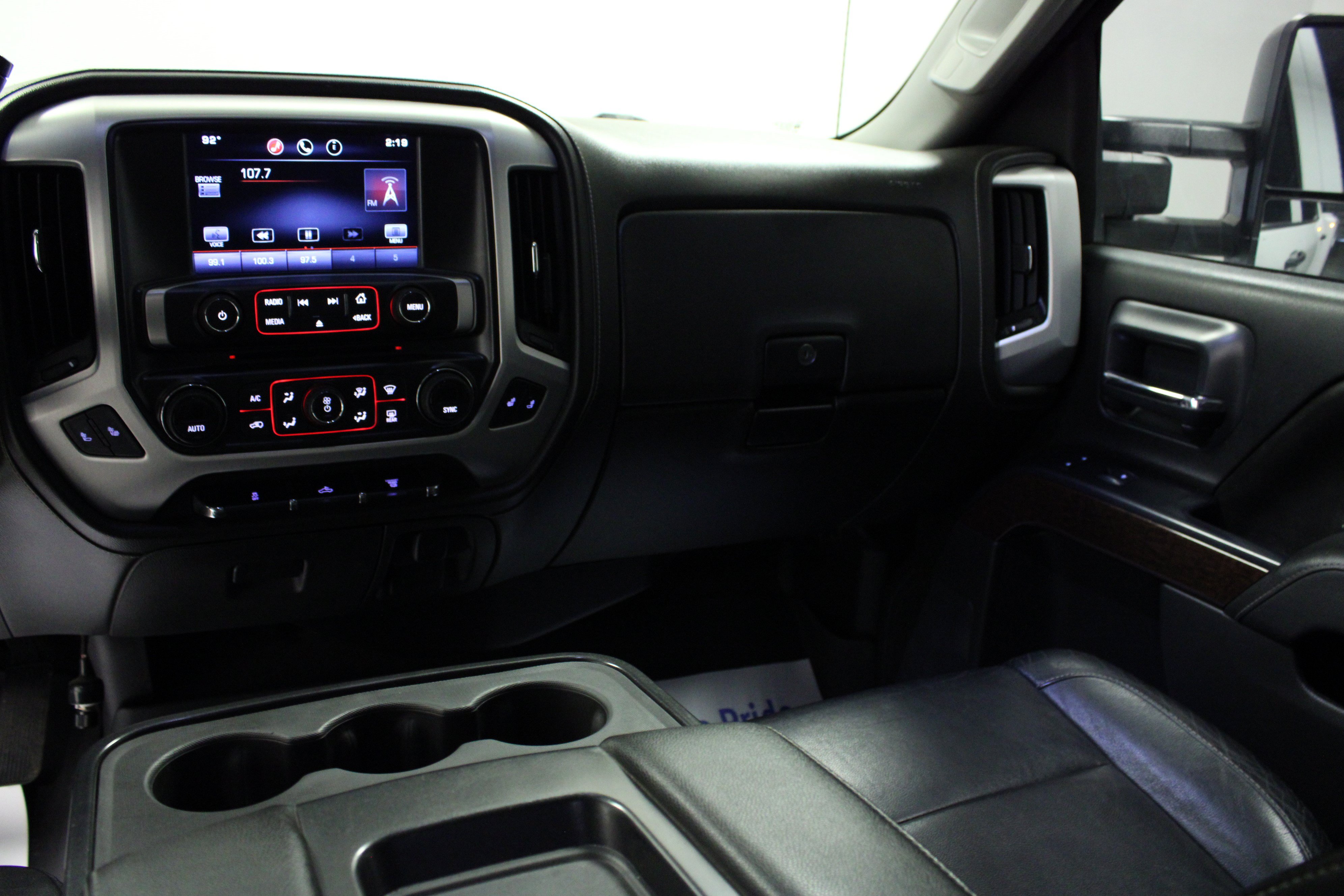 Used 2015 GMC Sierra 2500 SLE w/ SLE Preferred Package AWD/4WD image 19