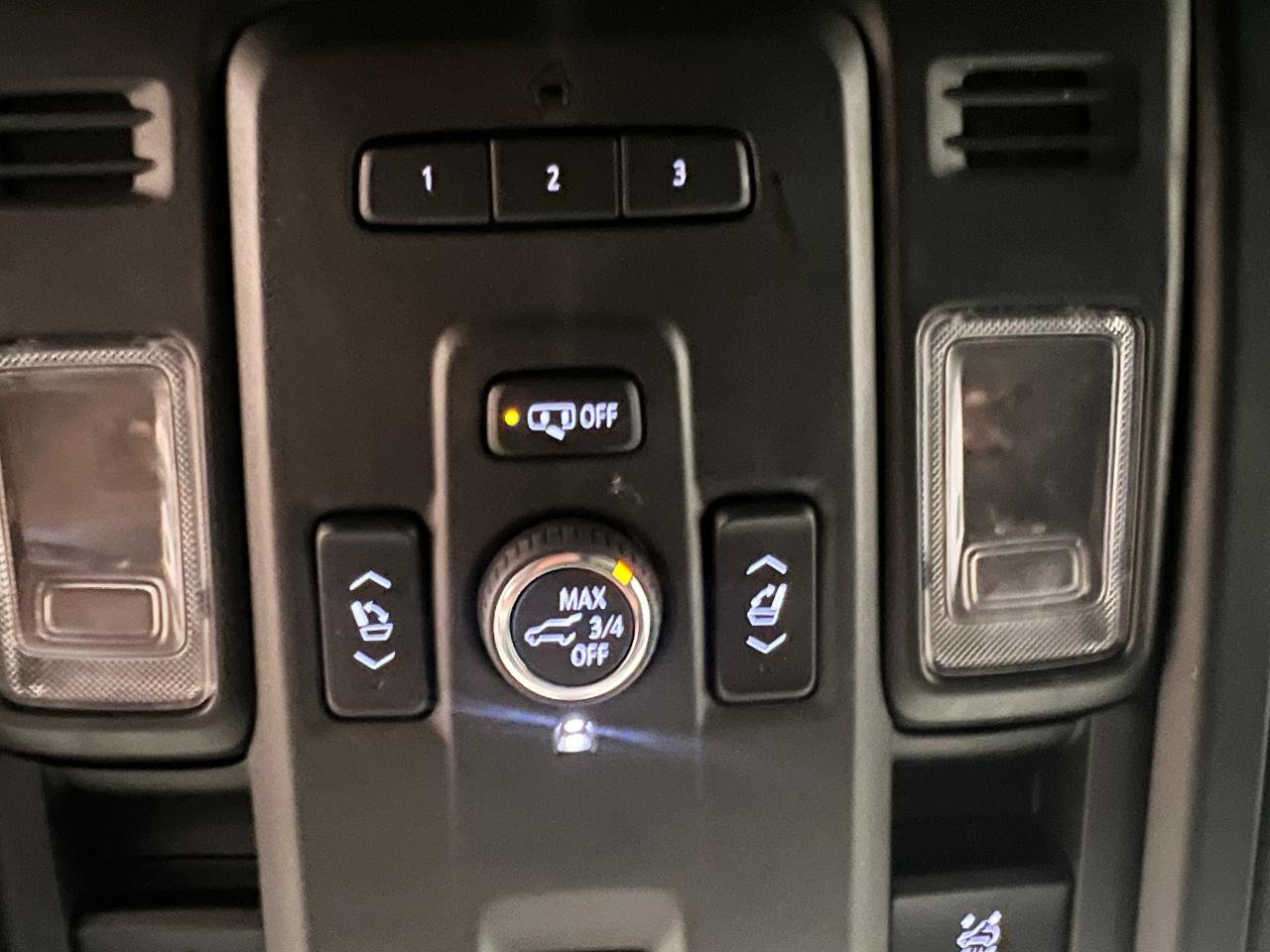 Used 2021 Chevrolet Tahoe High Country w/ Premium Package image 48