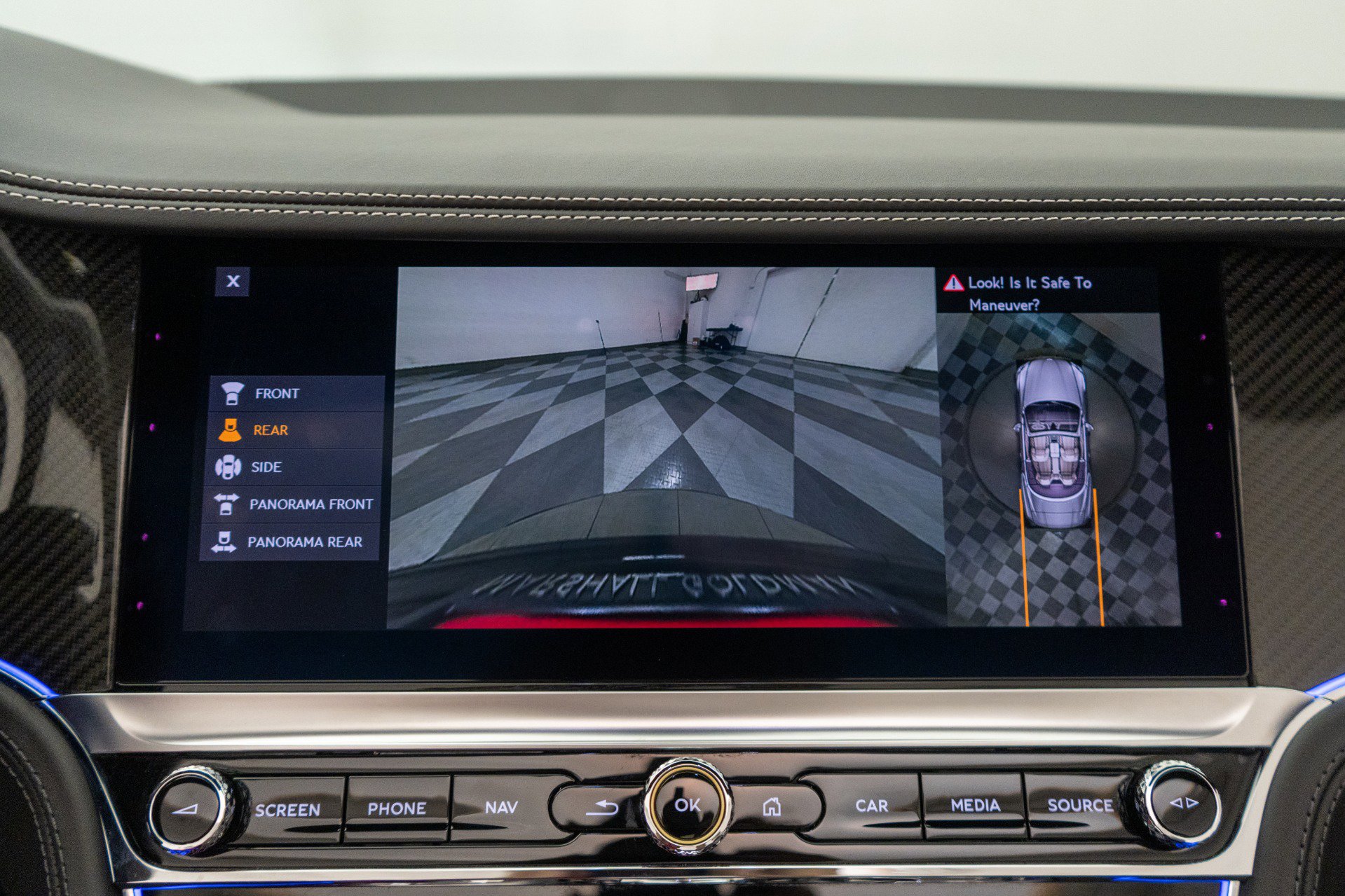 Used 2023 Bentley Continental GT V8 image 43