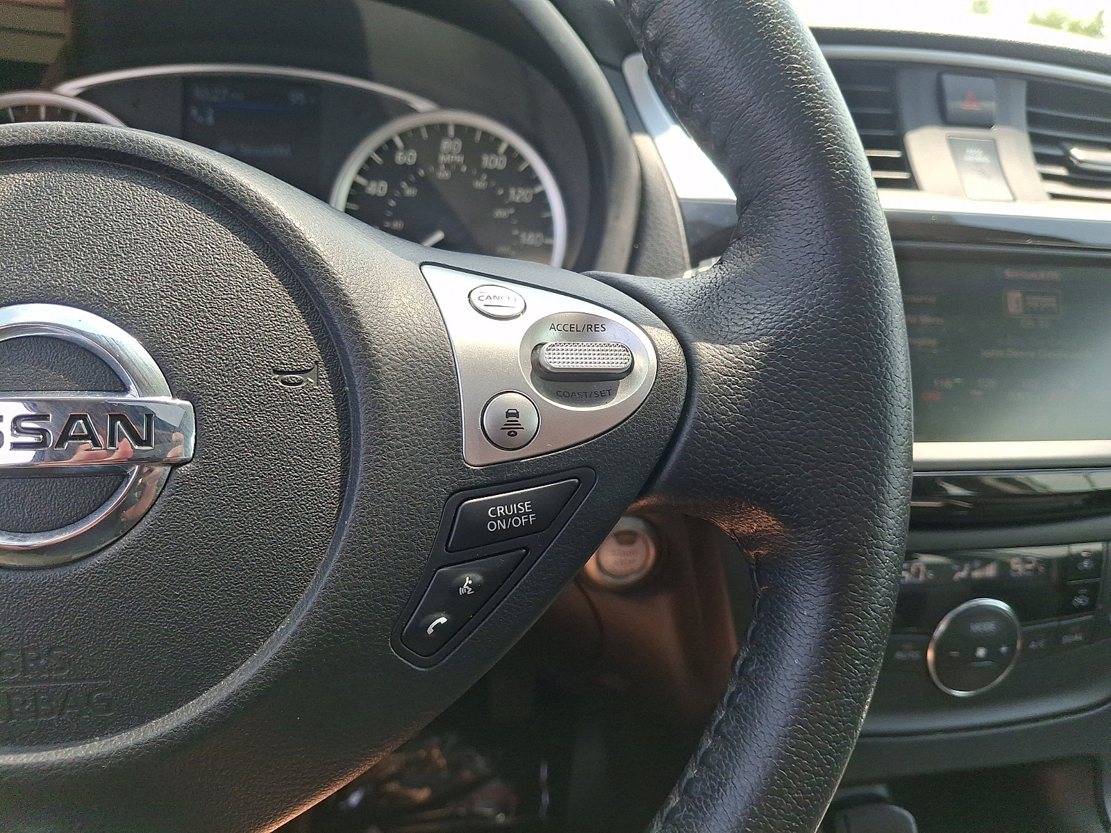 Used 2019 Nissan Sentra SV w/ Special Edition Package FWD image 22