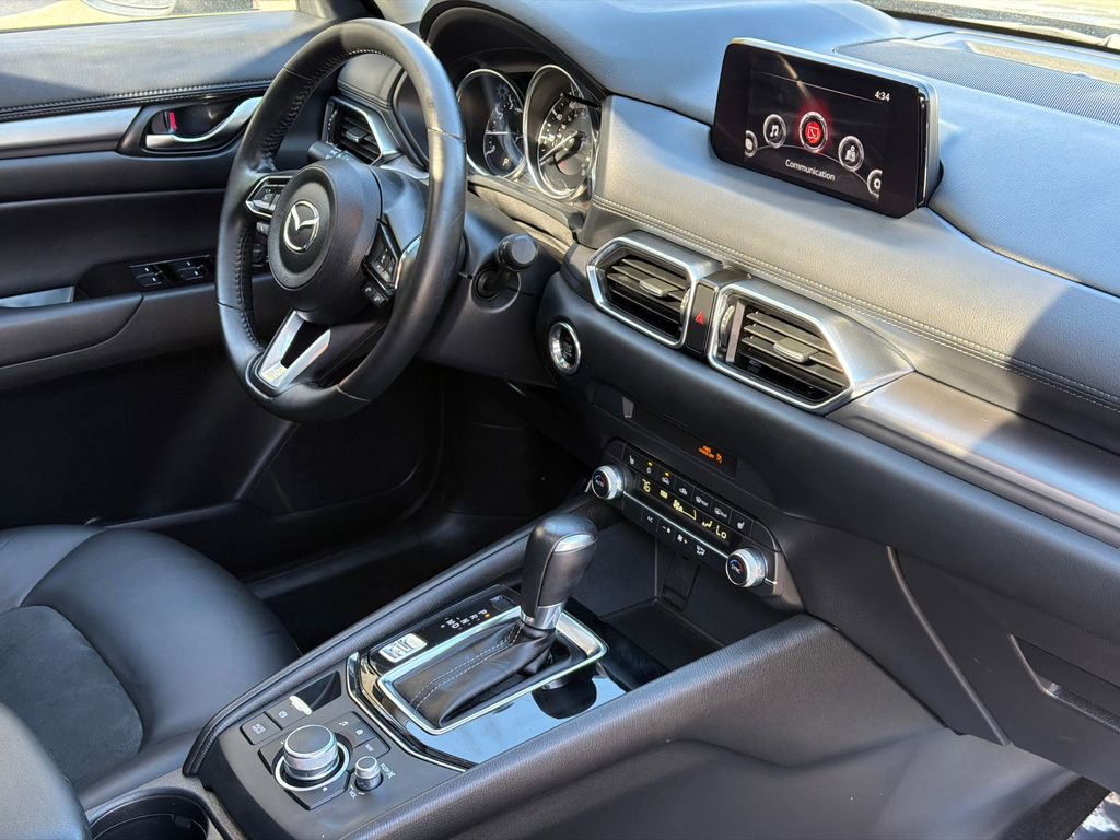 Used 2020 MAZDA CX-5 Touring image 9