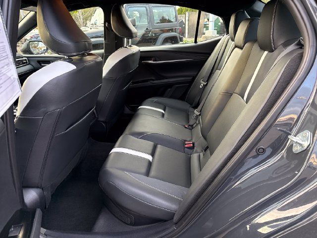 Used 2025 Toyota Camry SE FWD image 14