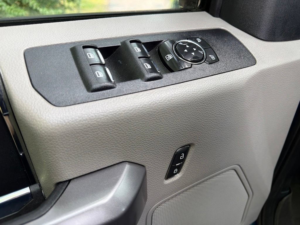 Used 2020 Ford F250 XLT w/ Tremor Off-Road Package AWD/4WD image 27