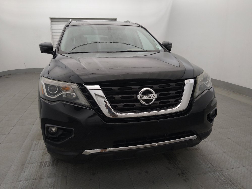 Used 2017 Nissan Pathfinder Platinum FWD image 14