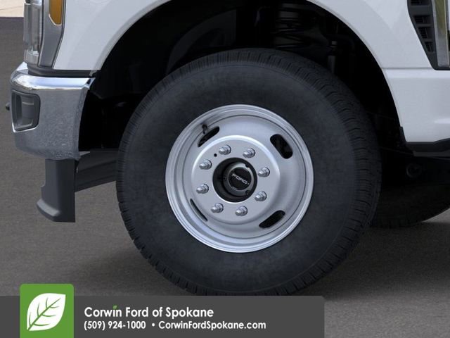 New 2026 Ford F350 XL w/ XL Chrome Package image 19