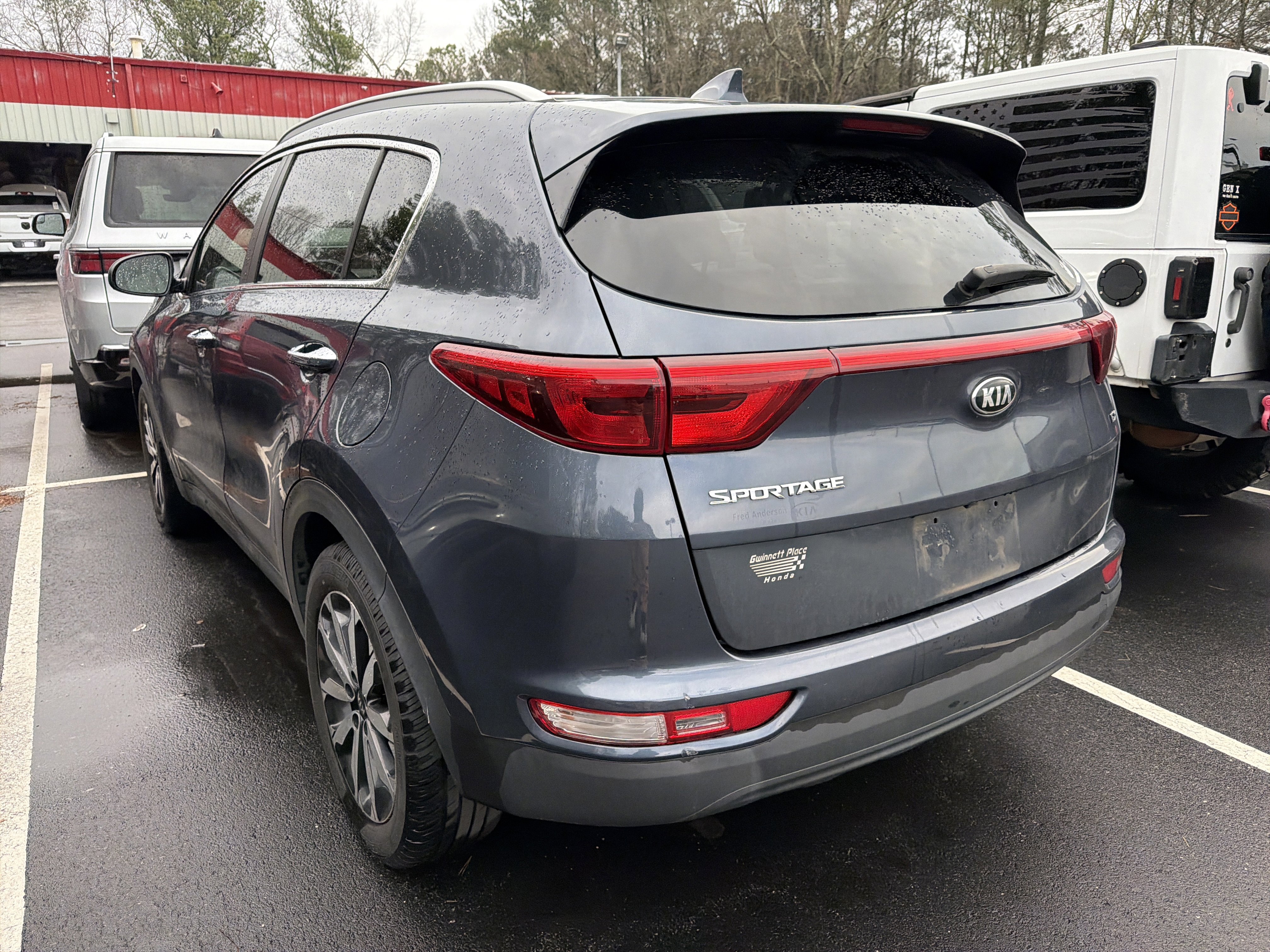 Used 2017 Kia Sportage EX image 4