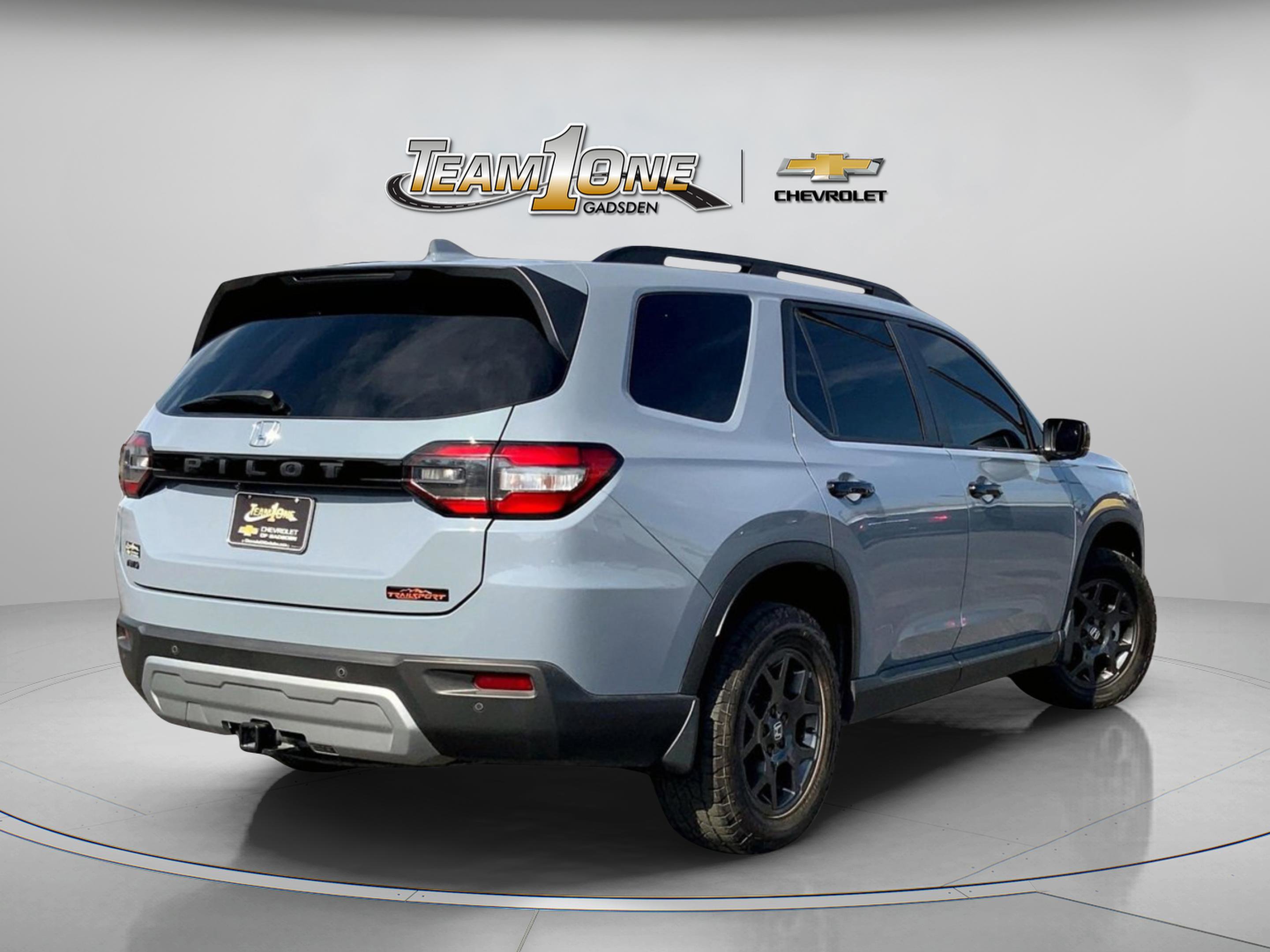 Used 2024 Honda Pilot TrailSport image 7
