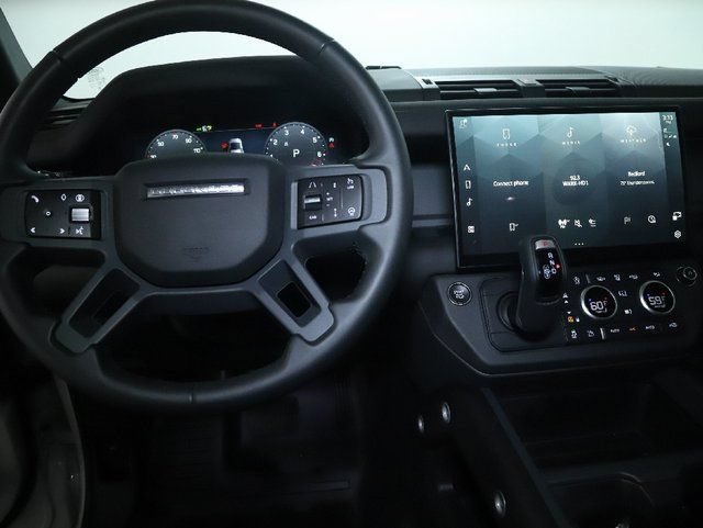 Used 2026 Land Rover Defender 110 S AWD/4WD image 15