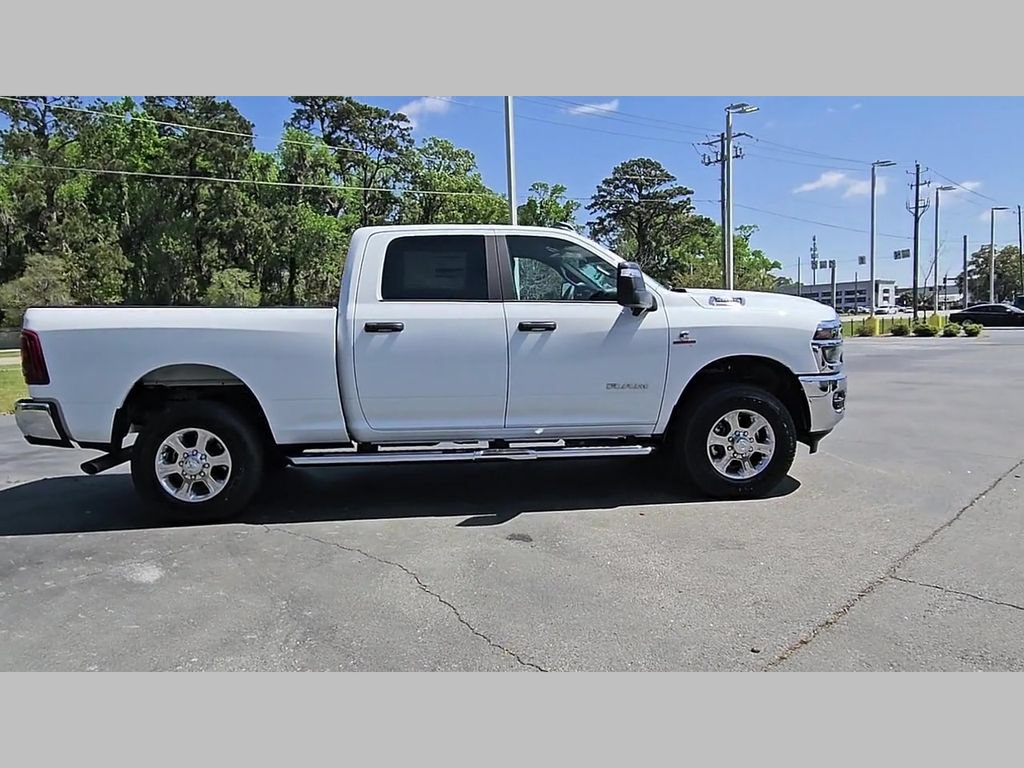 New 2026 RAM 3500 Big Horn AWD/4WD image 34