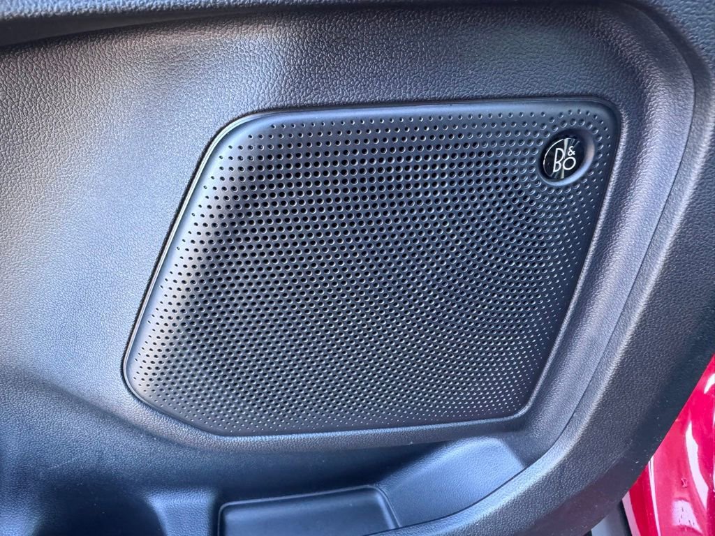 Used 2025 Ford Escape SE w/ PHEV Premium Package FWD image 25
