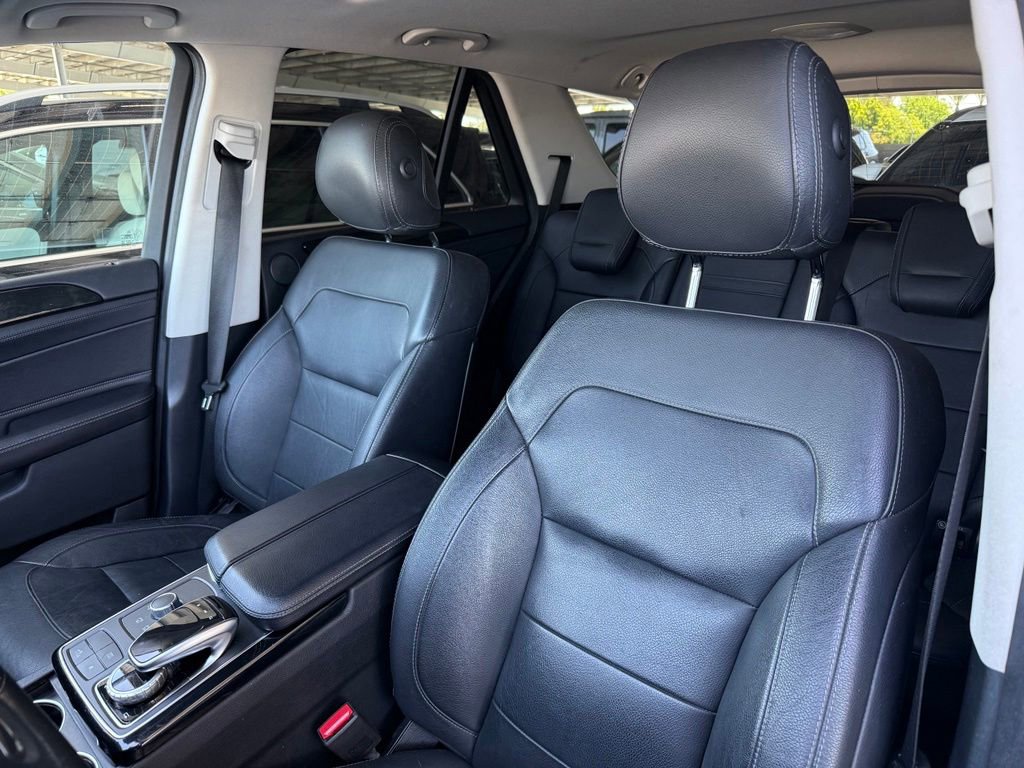 Certified 2017 Mercedes-Benz GLE 550e image 3
