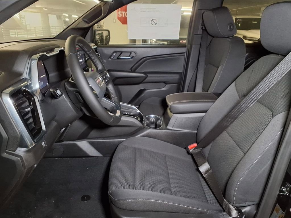 New 2026 GMC Canyon Elevation w/ Convenience Package RWD image 15
