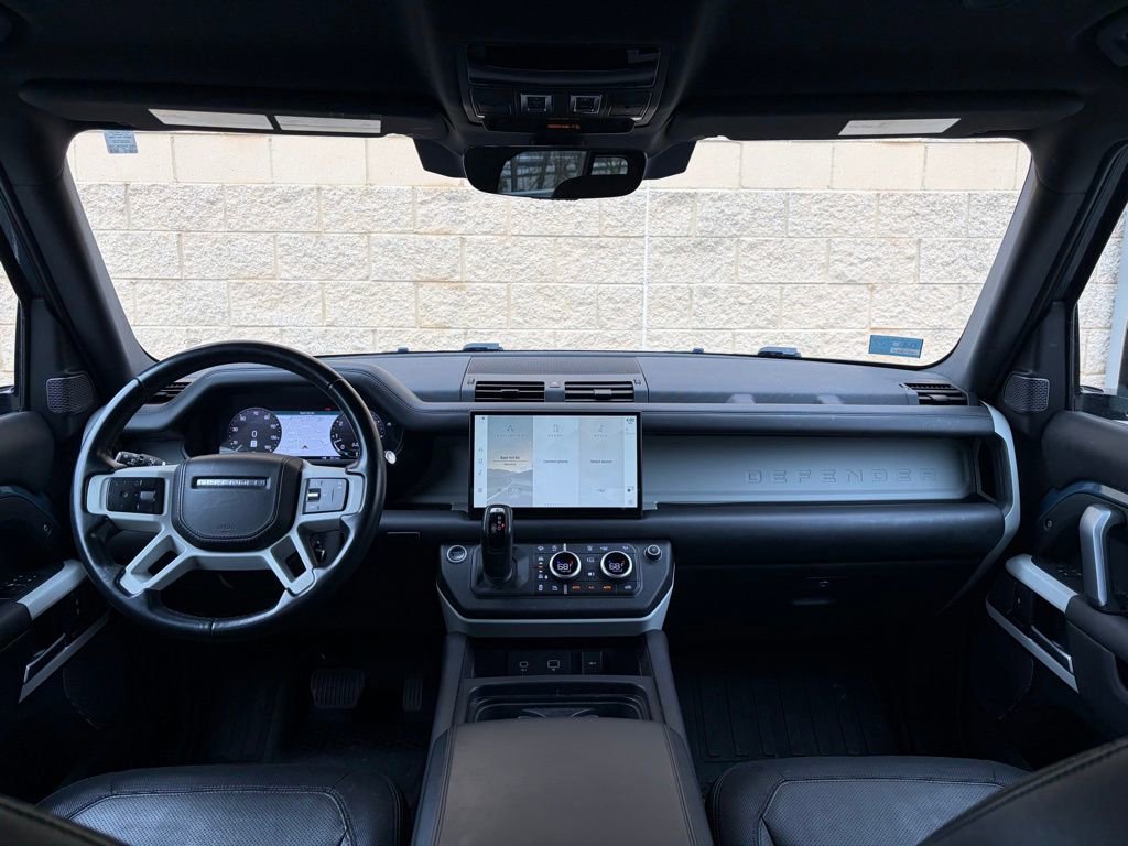 Certified 2023 Land Rover Defender 110 X-Dynamic SE image 21