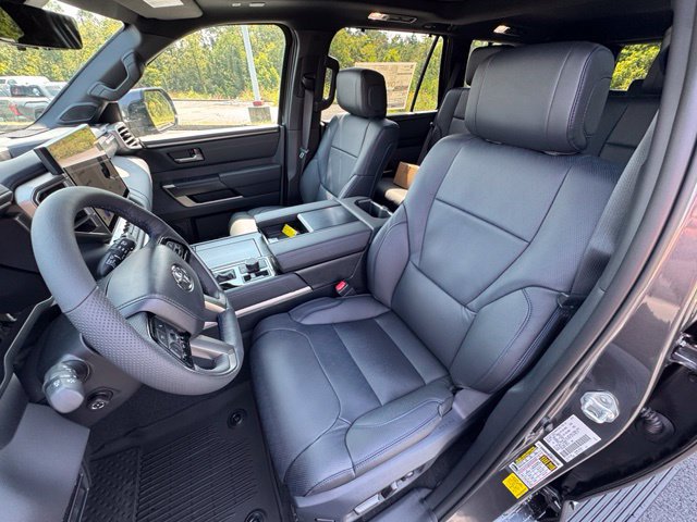 New 2026 Toyota Sequoia Platinum w/ Tow Technology Package AWD/4WD image 17