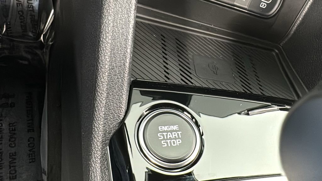 Used 2025 Kia Sportage X-Line image 23