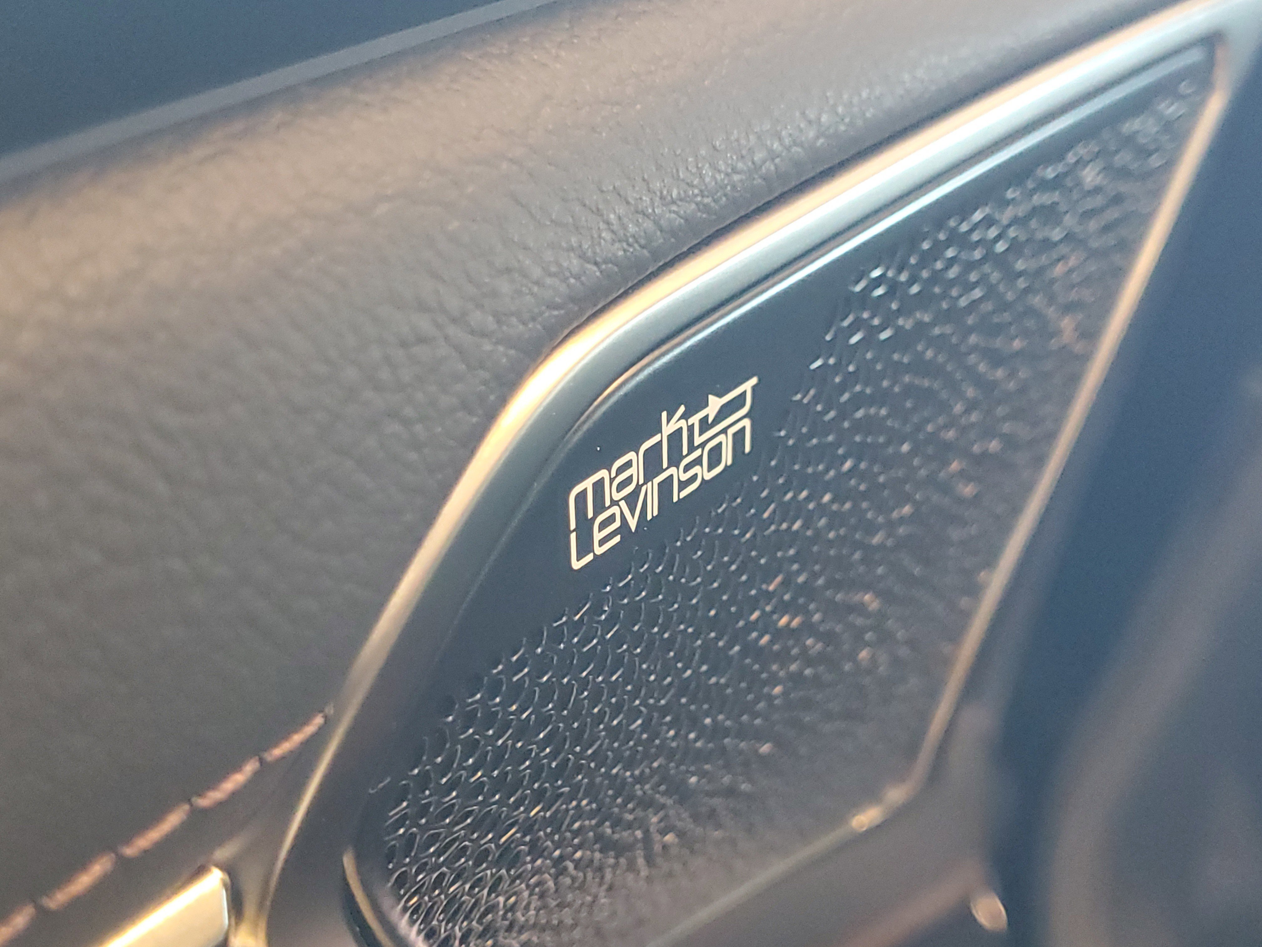 Used 2025 Lexus ES 350 Ultra Luxury w/ Accessory Package (Z2) FWD image 25