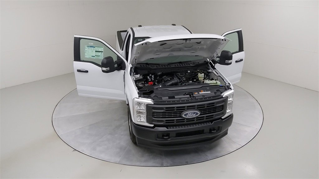 New 2026 Ford F250 XL image 41
