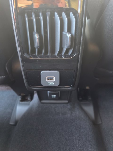 New 2026 Jeep Compass Limited w/ Sun, Sound & Navigation Group AWD/4WD image 10