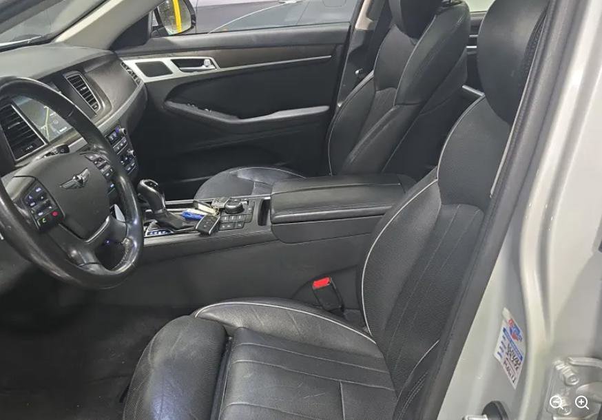 Used 2017 Genesis G80 3.8 w/ Option Group 03 AWD/4WD image 5