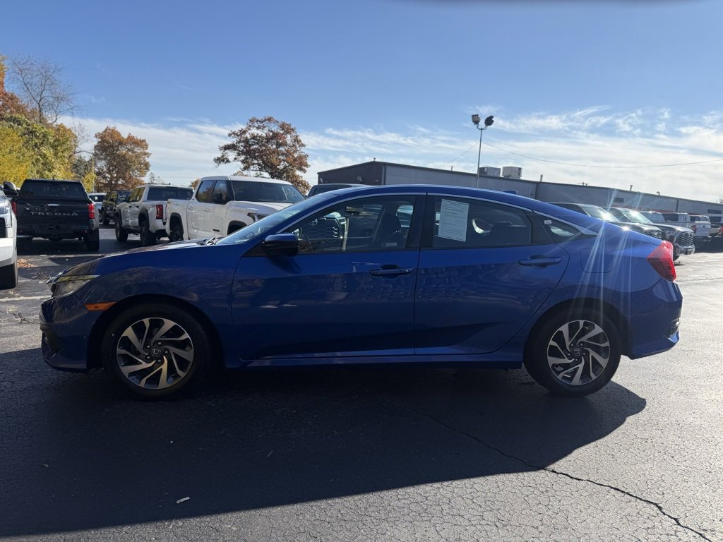 Used 2018 Honda Civic EX image 3