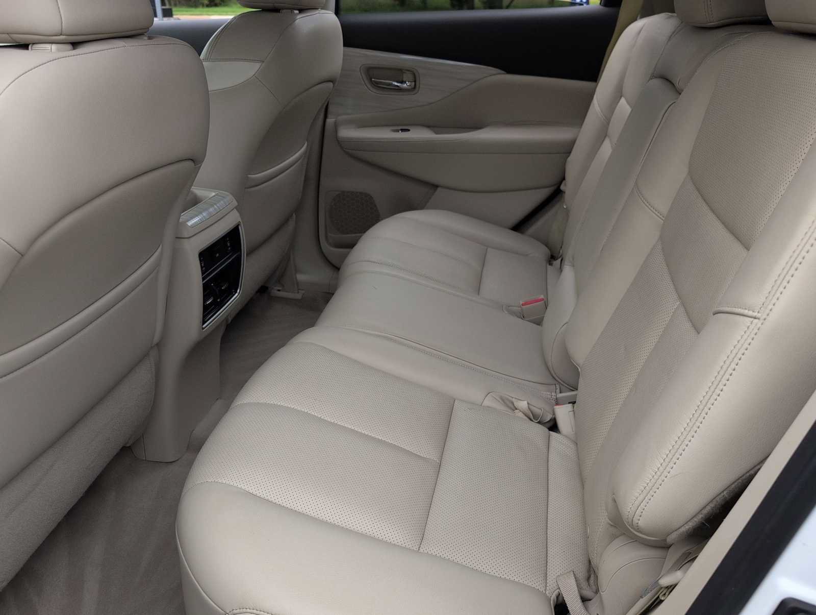 Used 2015 Nissan Murano Platinum w/ Platinum Technology Package AWD/4WD image 19
