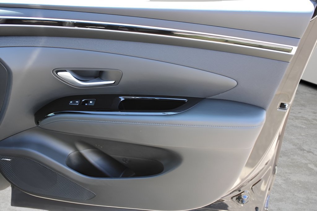 Used 2023 Hyundai Santa Cruz Limited AWD/4WD image 27