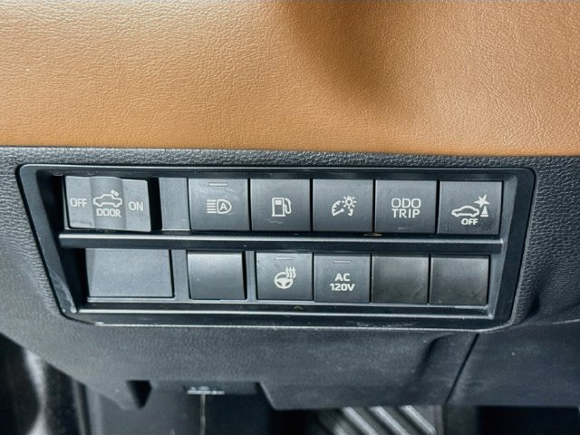 Used 2023 Toyota Tundra 1794 Edition AWD/4WD image 10