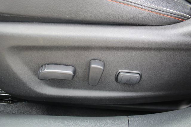 Used 2025 Nissan Altima 2.5 SR w/ SR Premium Package image 10