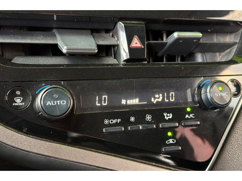 Used 2023 Toyota Camry LE FWD image 17