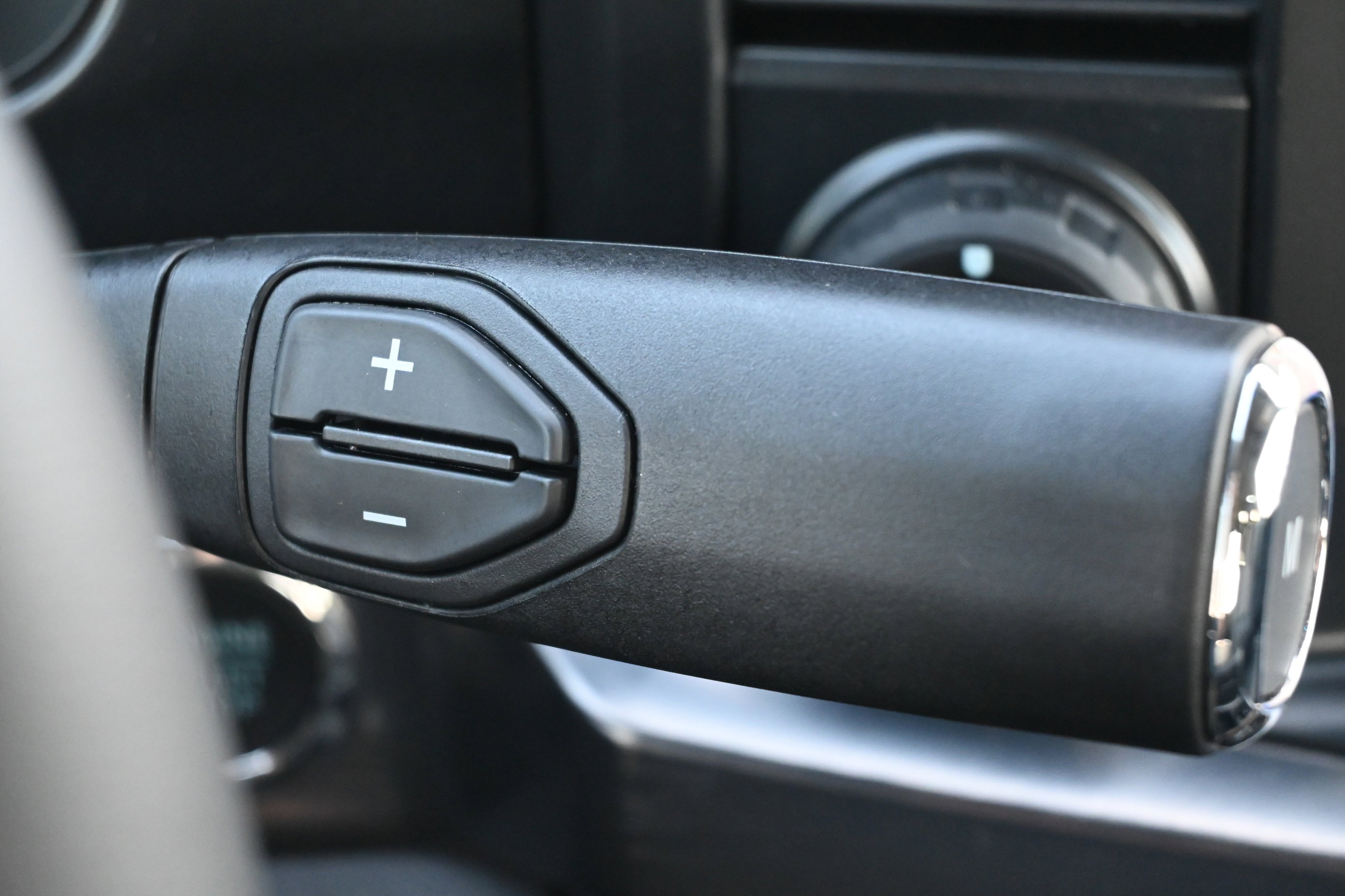 New 2026 Ford F250 Lariat w/ Black Appearance Package image 23