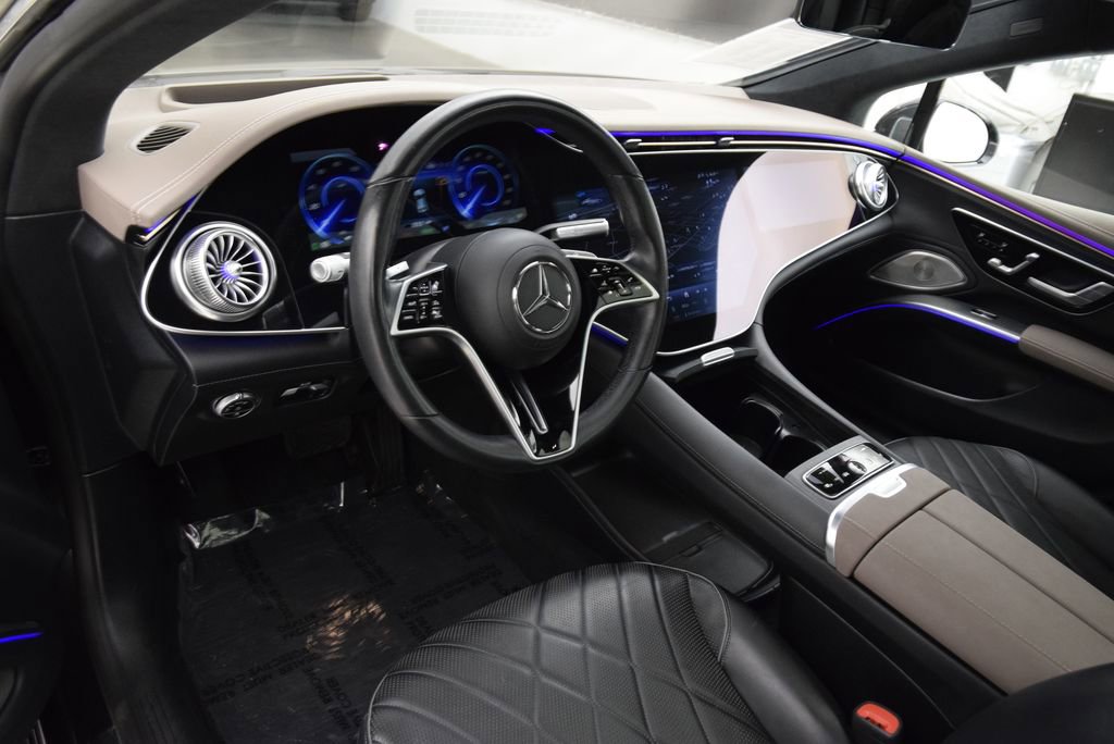 Used 2023 Mercedes-Benz EQS 580 4MATIC Sedan image 21