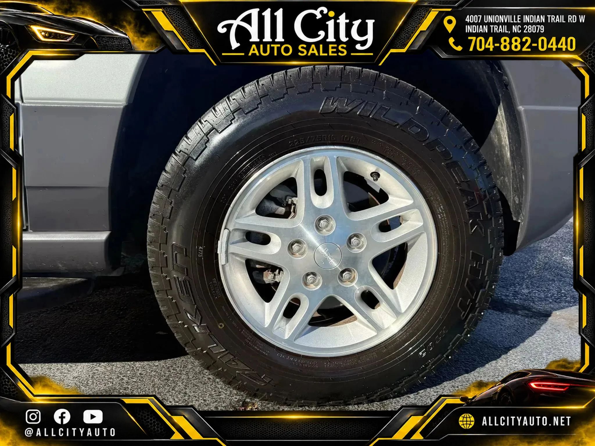 Used 2004 Jeep Grand Cherokee Laredo w/ Convenience Group RWD image 25
