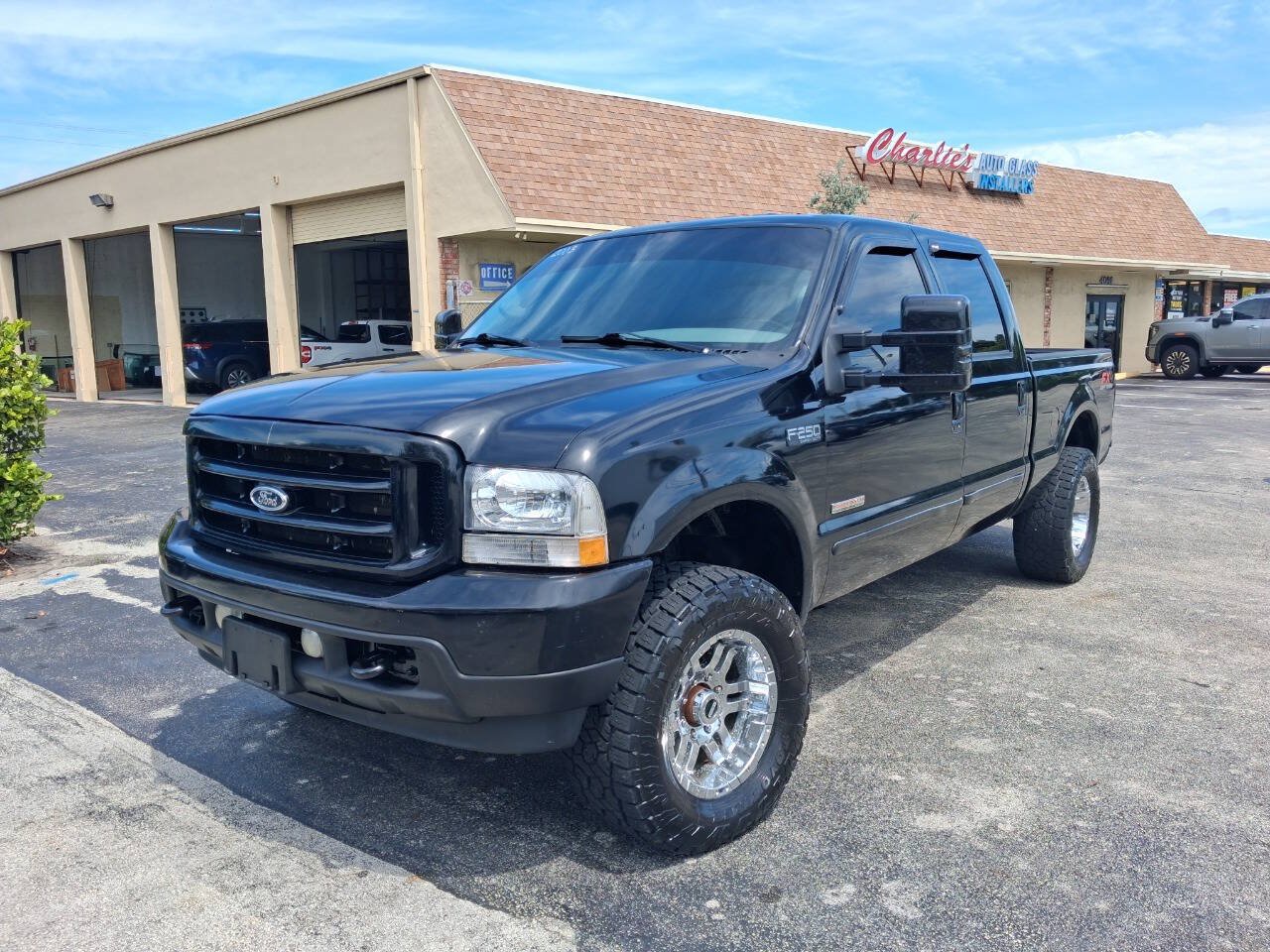 Used 2003 Ford F250 XL AWD/4WD image 2